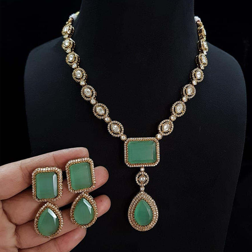 Mint Akshay Necklace Premium Monalisa and Polki Stone Detailed