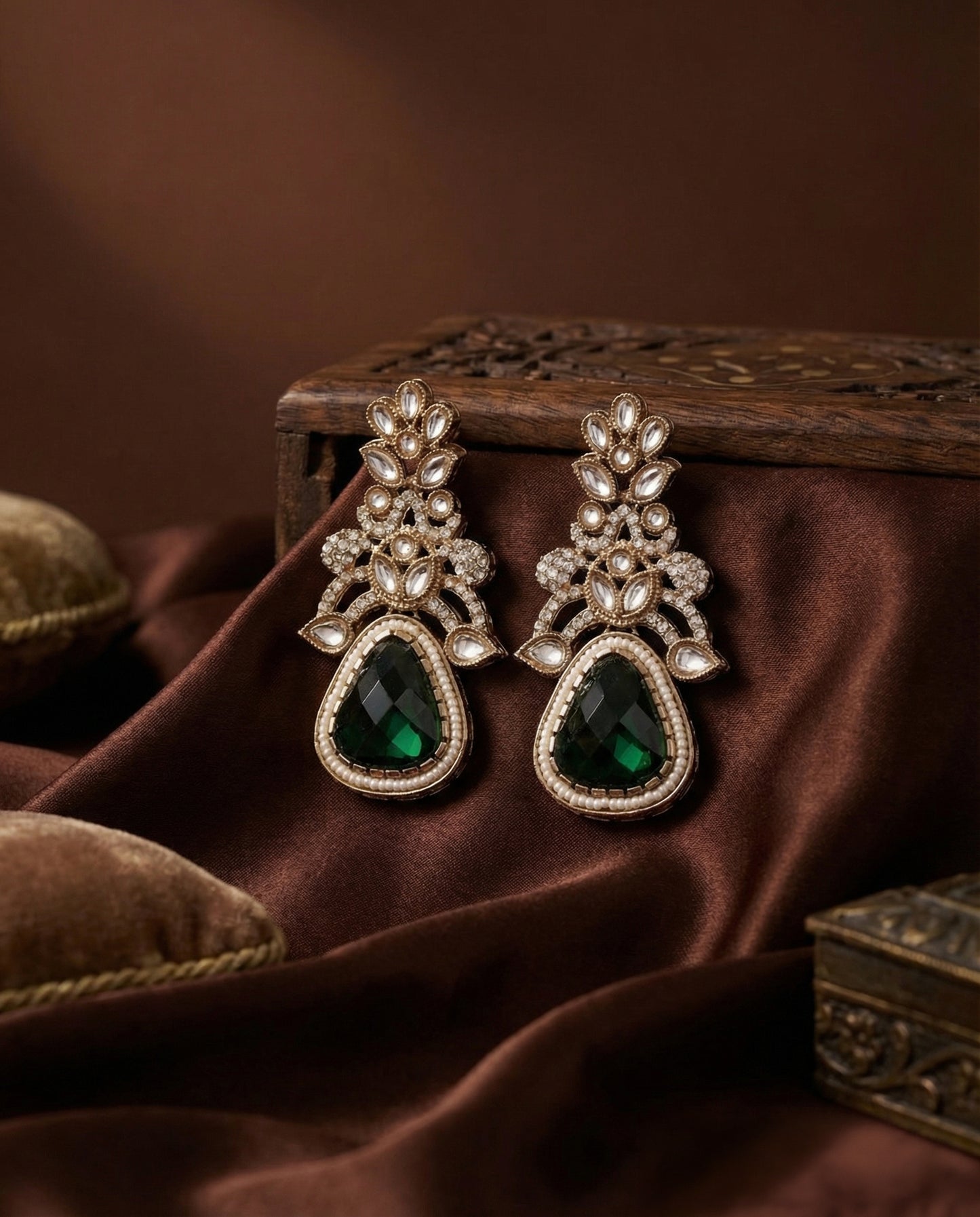 Emerald Sylas Premium Designer Zircone Kundan Earring