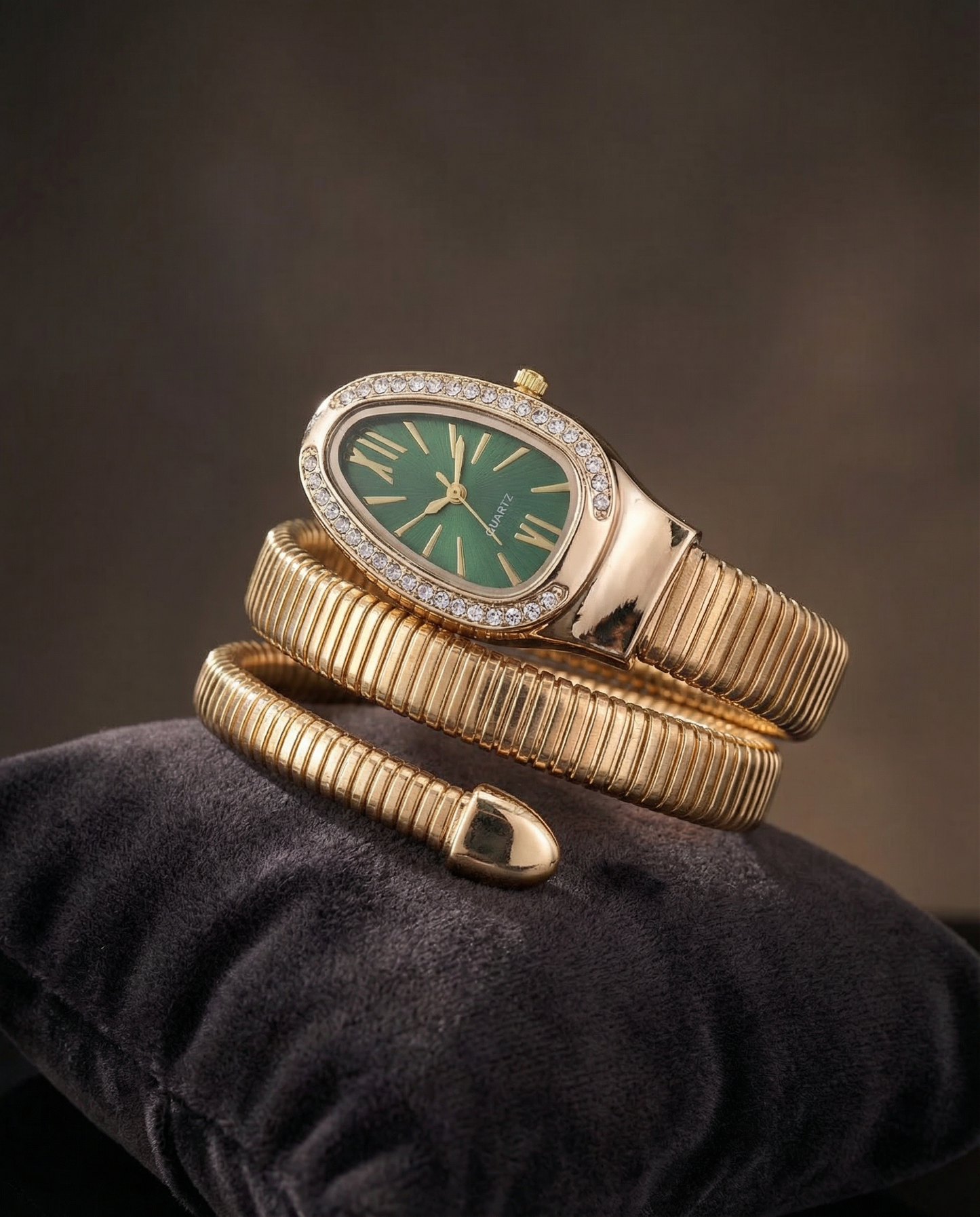 Serpenti Quartz Wrist Watch - Gold