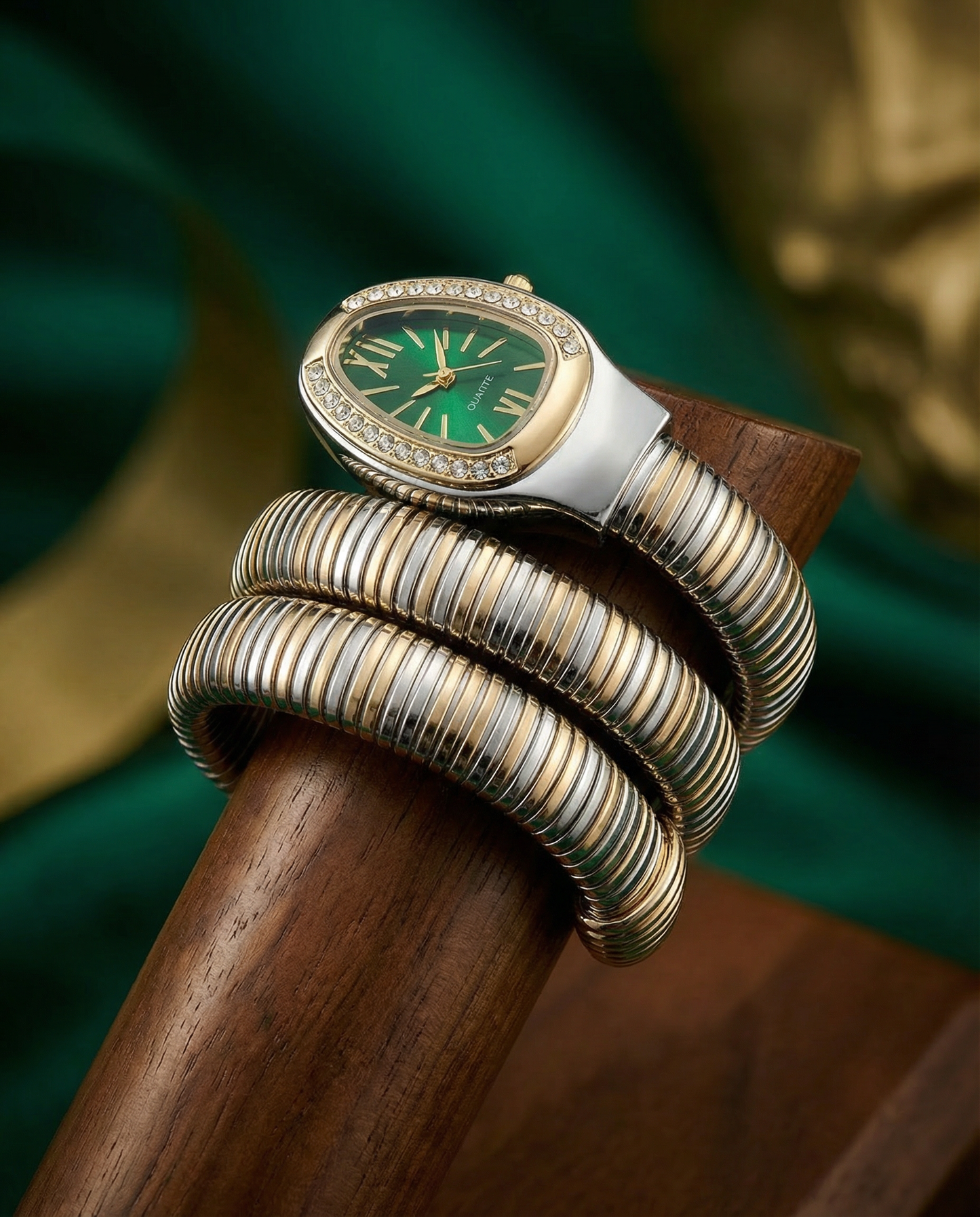 Serpenti Quartz Wrist Watch - Duo Tone Green