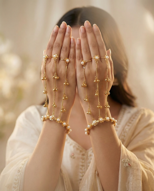 Yashira Brass Lookalike HaathPhool