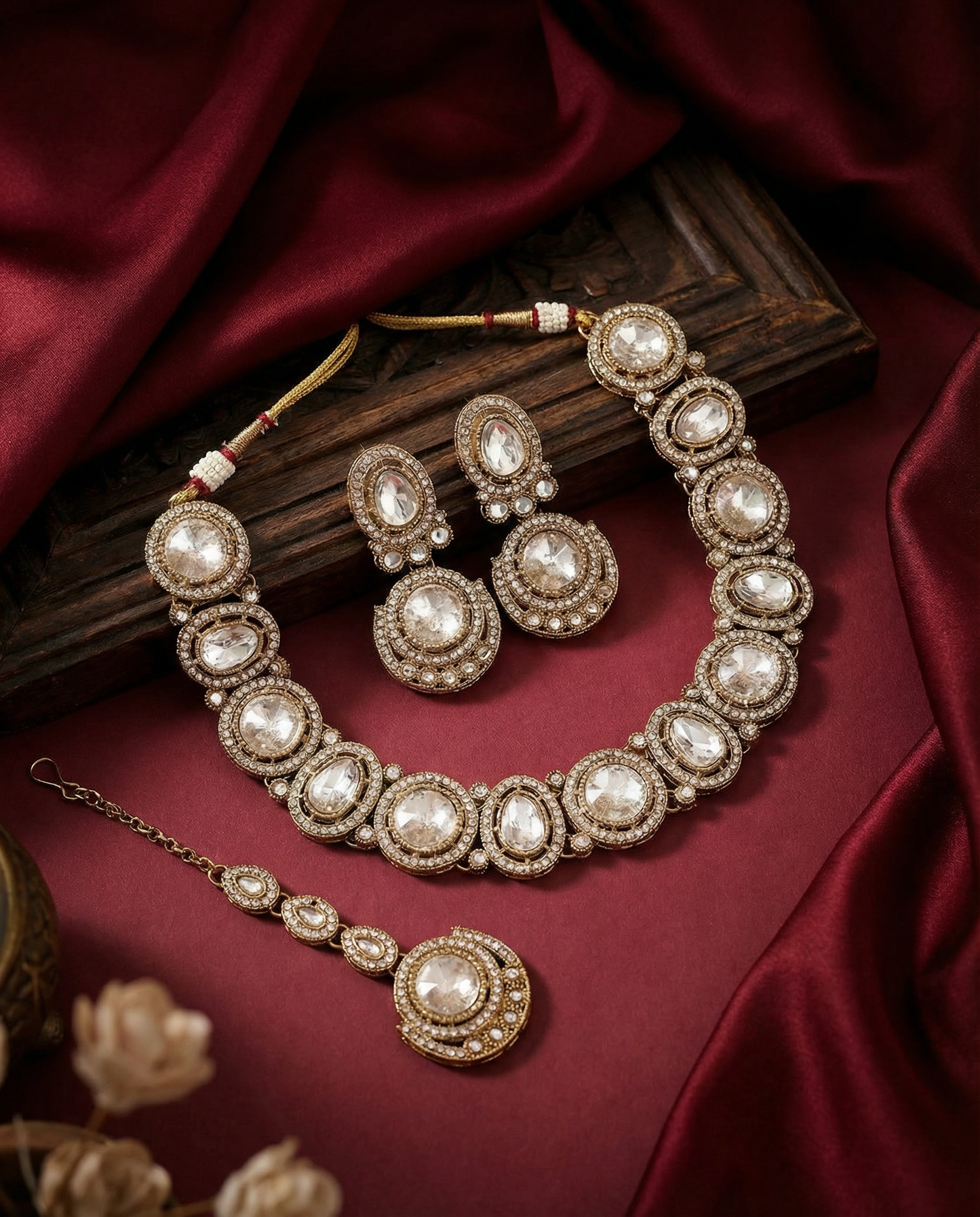 Silver Jasnain Premium Polki Dupe Necklace with Earring and Mangteeka