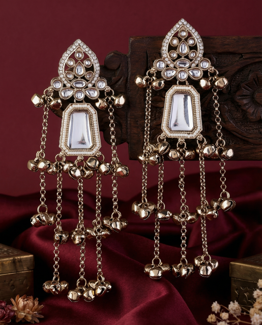White Ekansh Kashmiri Look Ghunghru Jhumka Earring