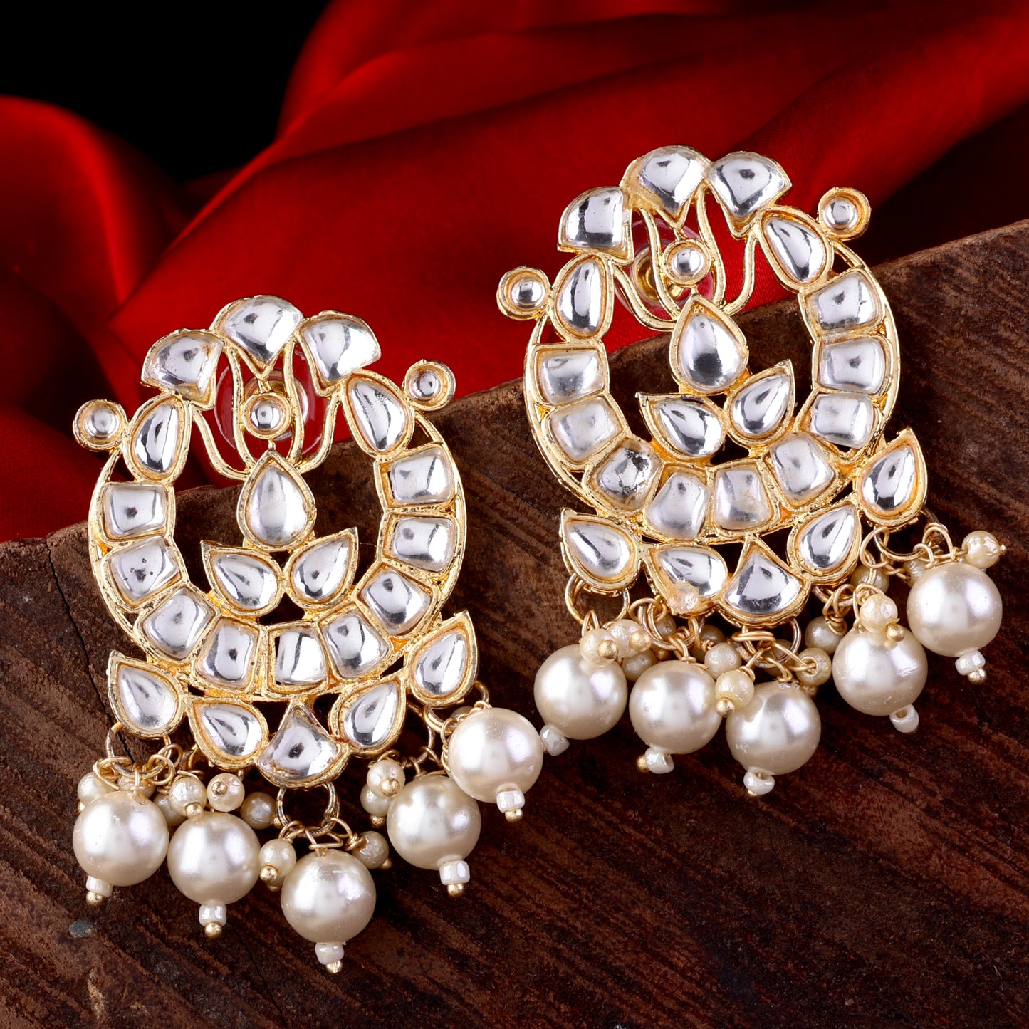 Asya Kundan Stud Earring