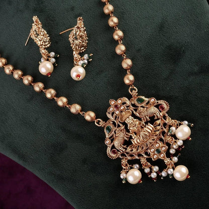Royal Rajwada Kadambari necklace set with Earring