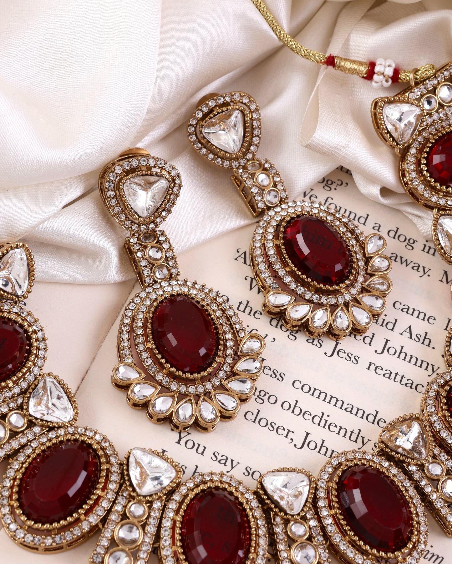 Maroon Taruja Premium Polki Dupe Necklace with Earring and Mangteeka