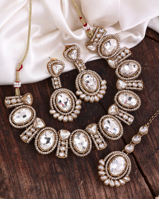 Silver Taruja Premium Polki Dupe Necklace with Earring and Mangteeka