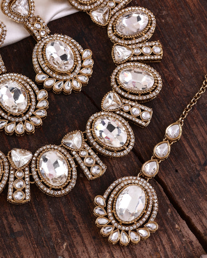 Silver Taruja Premium Polki Dupe Necklace with Earring and Mangteeka