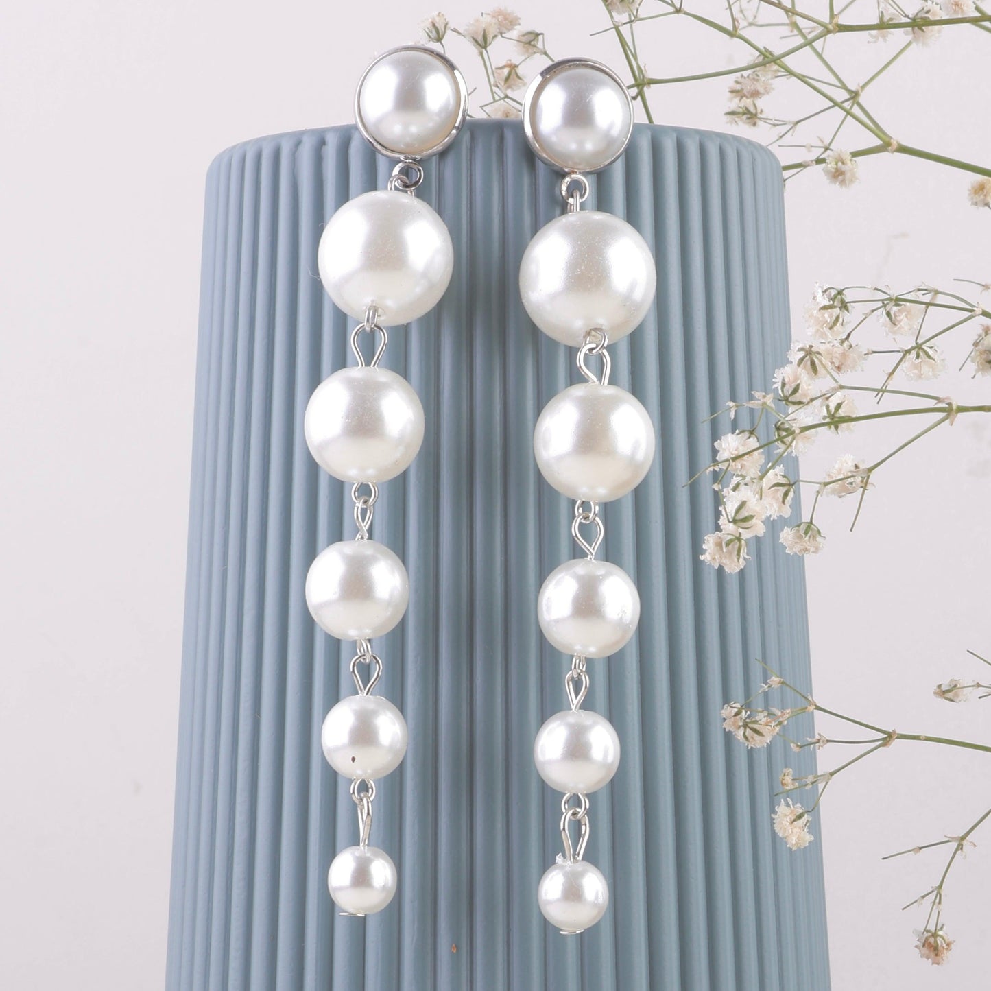 Silver Ekon Pearl Long Earring