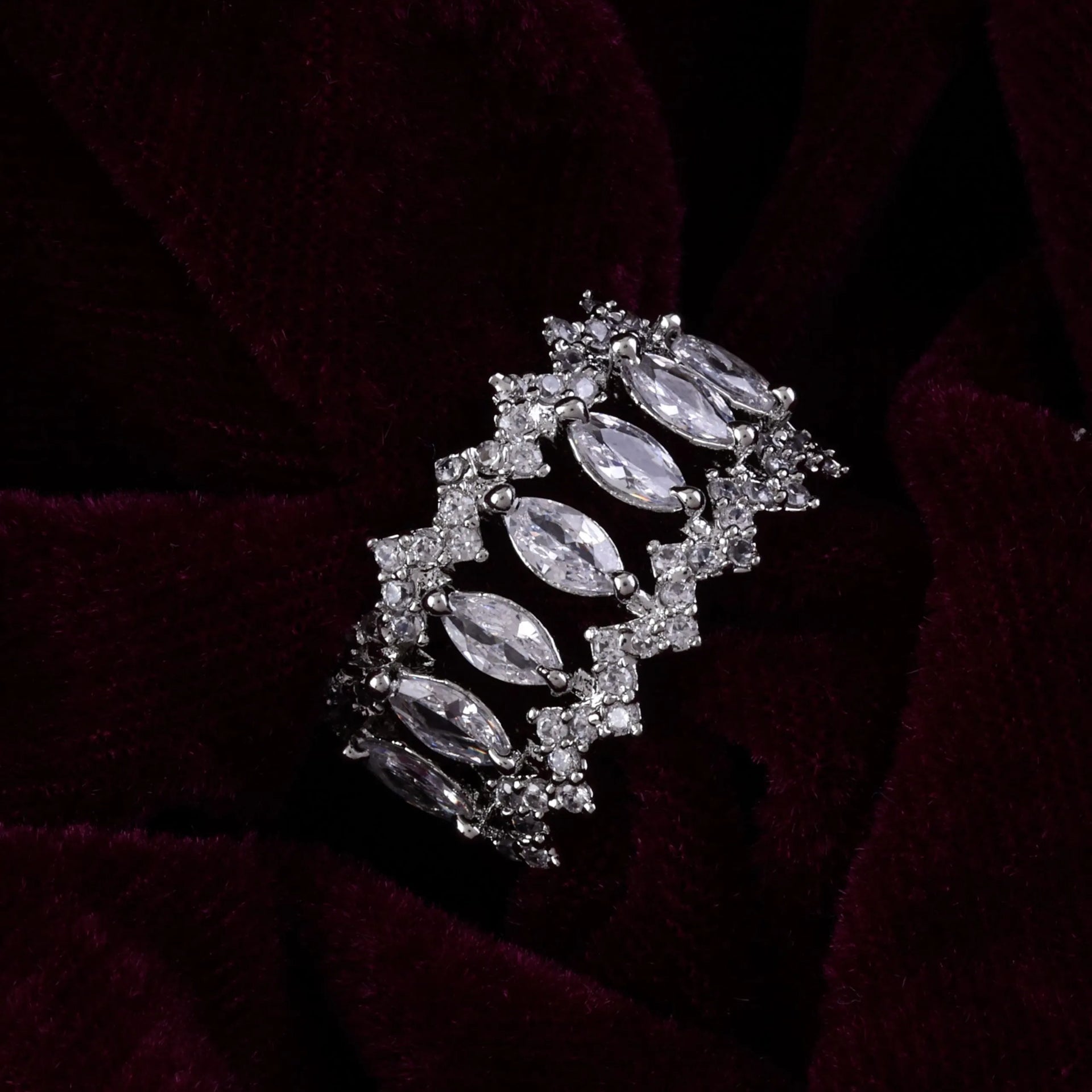 Milo American Diamond Ring
