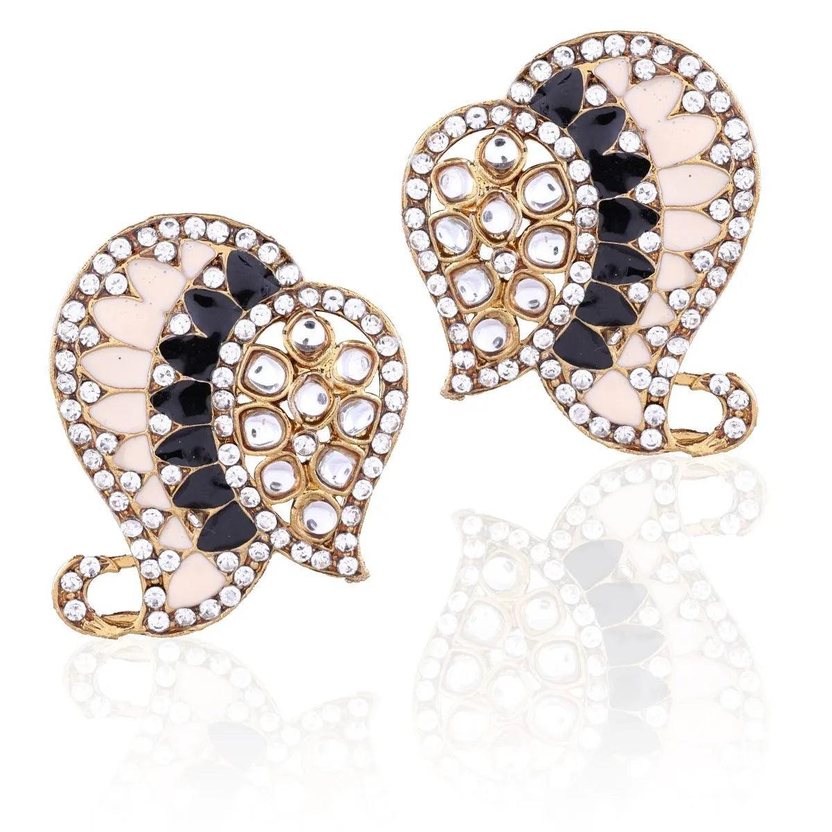 Ivory Black Urfi Stud