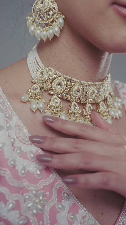 Pearl Devika Kundan Necklace Set with Chandbali Earring and Mangteeka